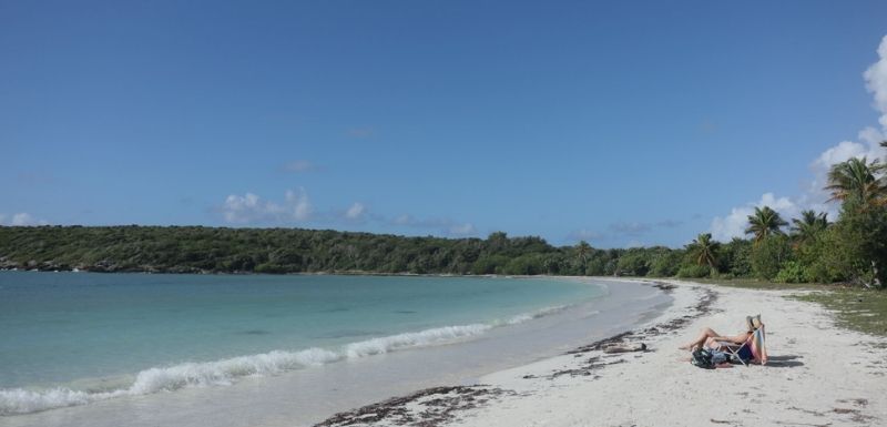 A beach in Vieques. No worries in Spanish is no hay problema.